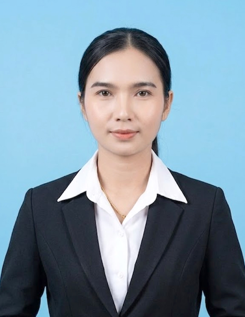 นางสาวสุภาพร  ศิริรจน์